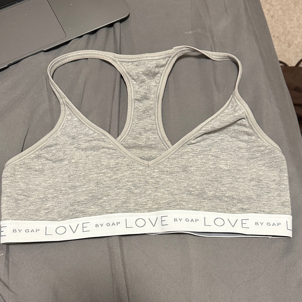 GAP LOVE Gray Sports Bra